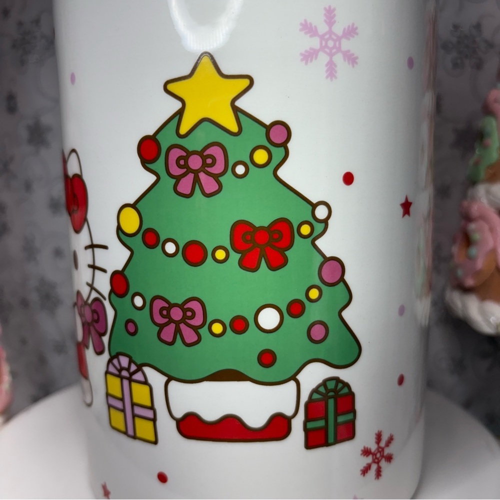Sanrio Christmas Hello Kitty Wreath Snowflake Canister Cookie Jar w/Bow Topper - Picture 12 of 12